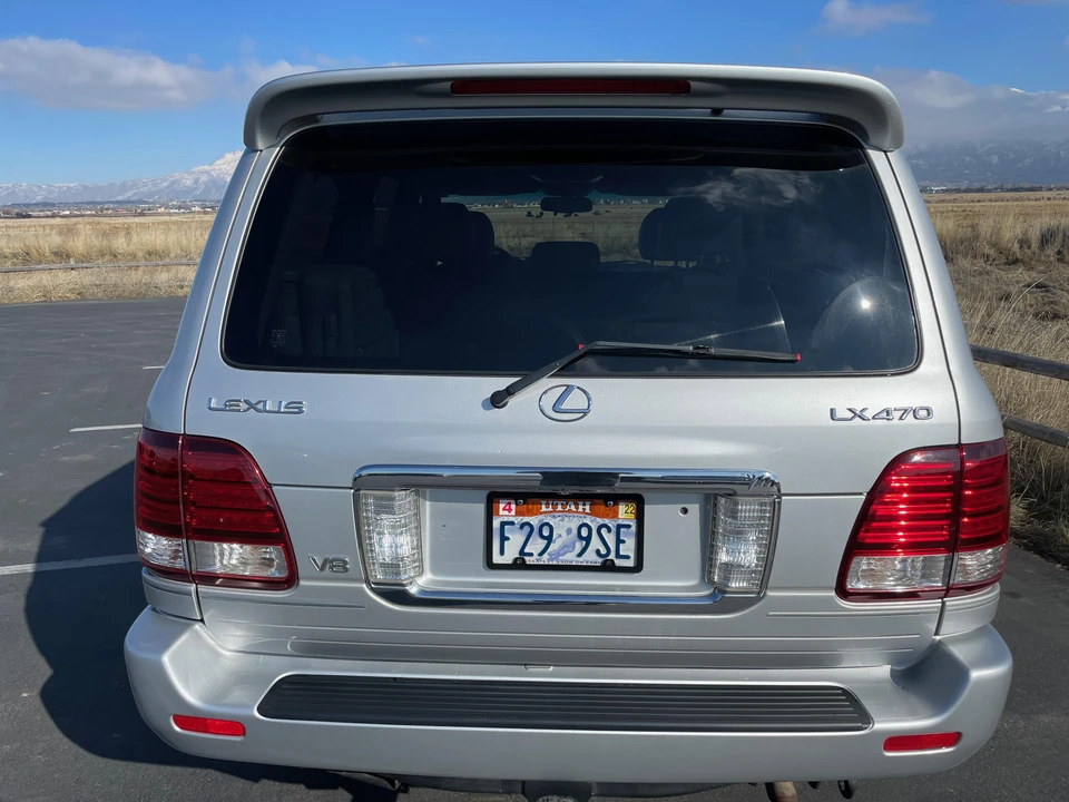 2006 Lexus LX 2nd Gen - Image 20 of 31