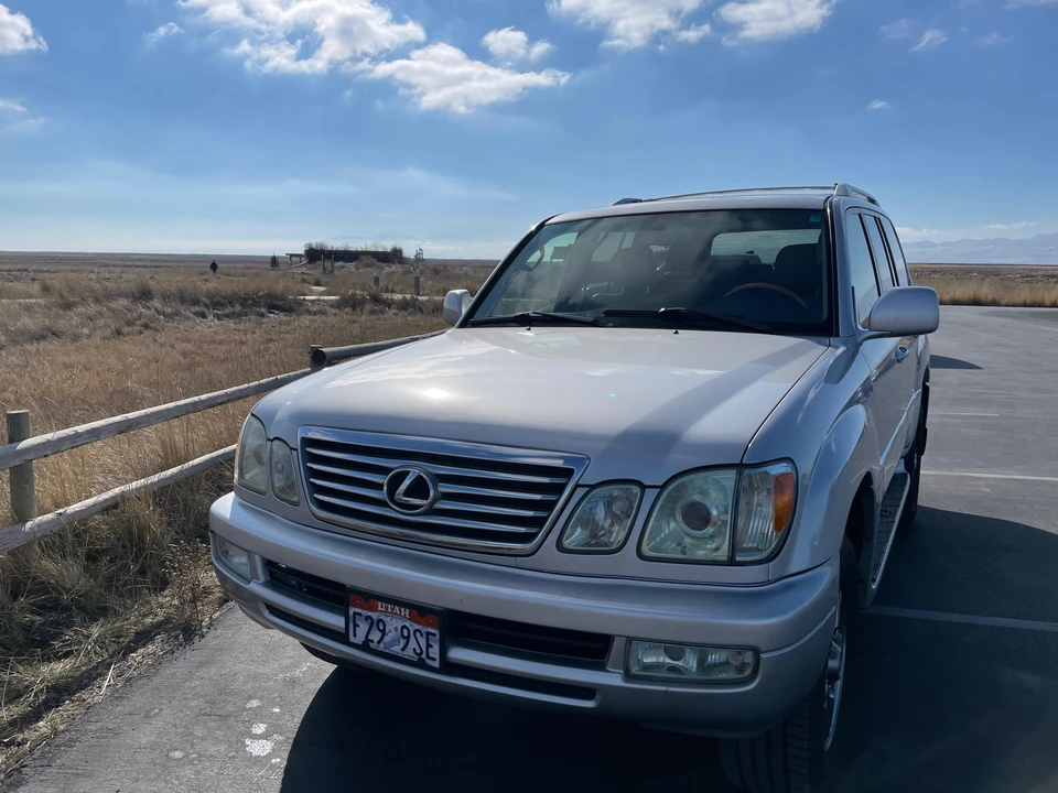 2006 Lexus LX 2nd Gen - Image 8 of 31