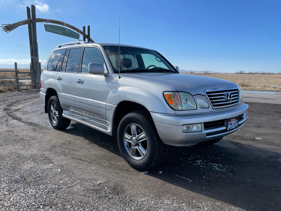 2006 Lexus LX 2nd Gen - Image 27 of 31