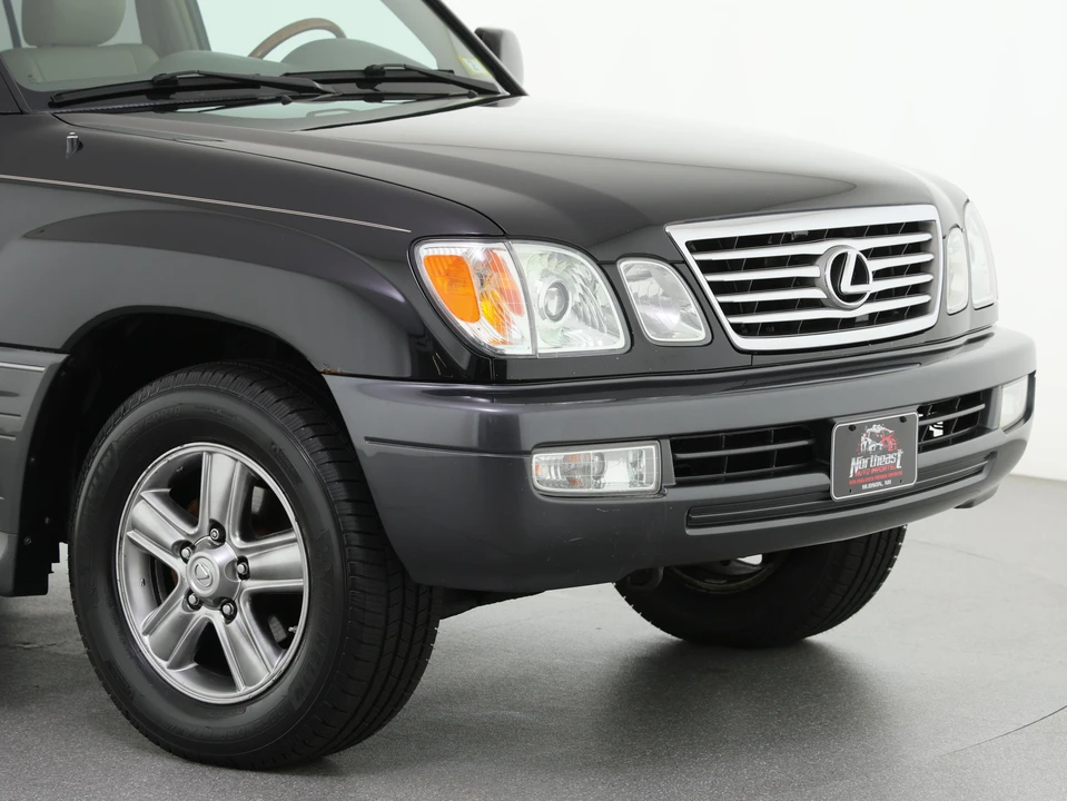 2006 Lexus LX 2nd Gen - Image 20 of 31