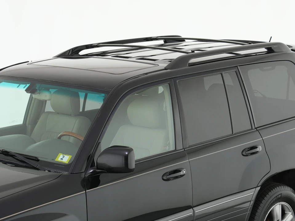 2006 Lexus LX 2nd Gen - Image 16 of 31