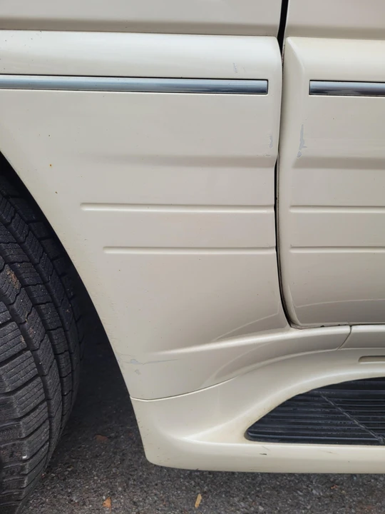 2006 Lexus LX 2nd Gen - Image 10 of 18