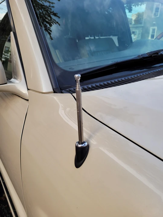 2006 Lexus LX 2nd Gen - Image 15 of 18