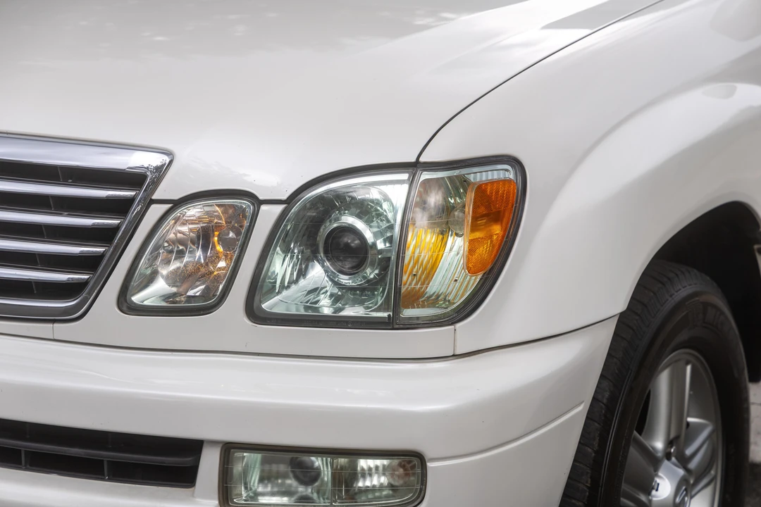 2006 Lexus LX 2nd Gen - Image 27 of 31