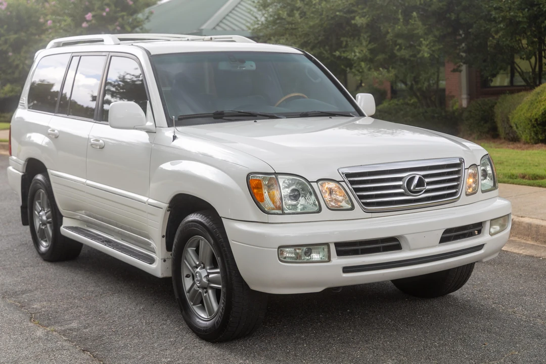 2006 Lexus LX 2nd Gen - Image 22 of 31