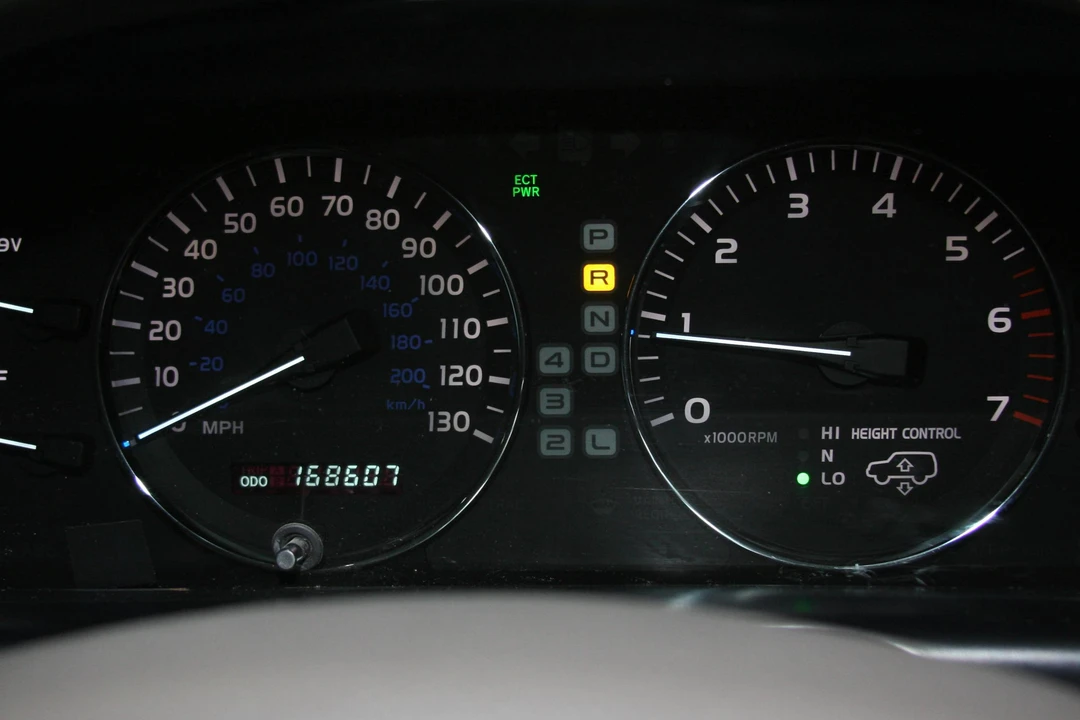 2006 Lexus LX 2nd Gen - Image 8 of 8