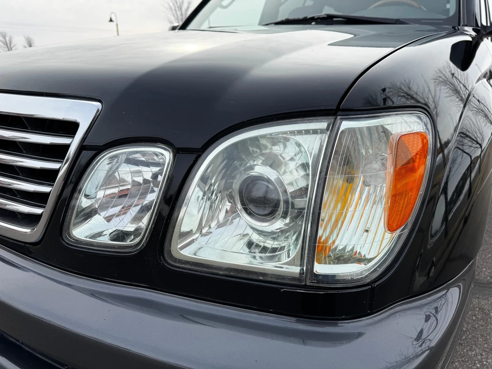 2006 Lexus LX 2nd Gen - Image 17 of 31