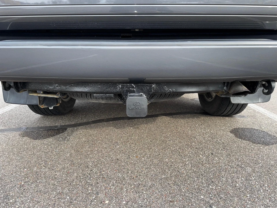 2006 Lexus LX 2nd Gen - Image 24 of 31