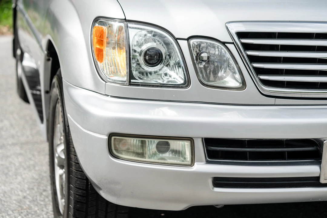 2006 Lexus LX 2nd Gen - Image 29 of 31