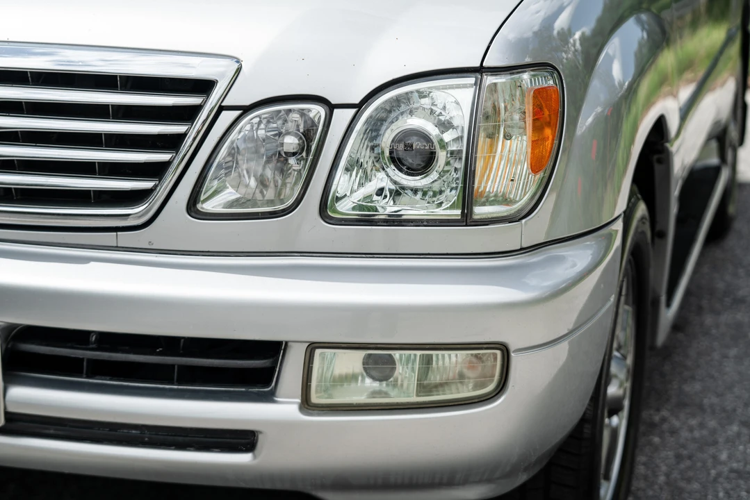 2006 Lexus LX 2nd Gen - Image 31 of 31