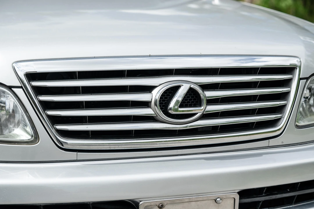 2006 Lexus LX 2nd Gen - Image 30 of 31