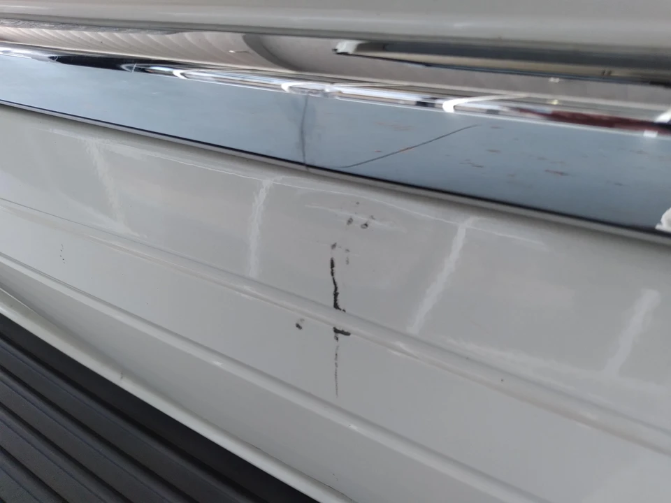 2006 Lexus LX 2nd Gen - Image 16 of 31
