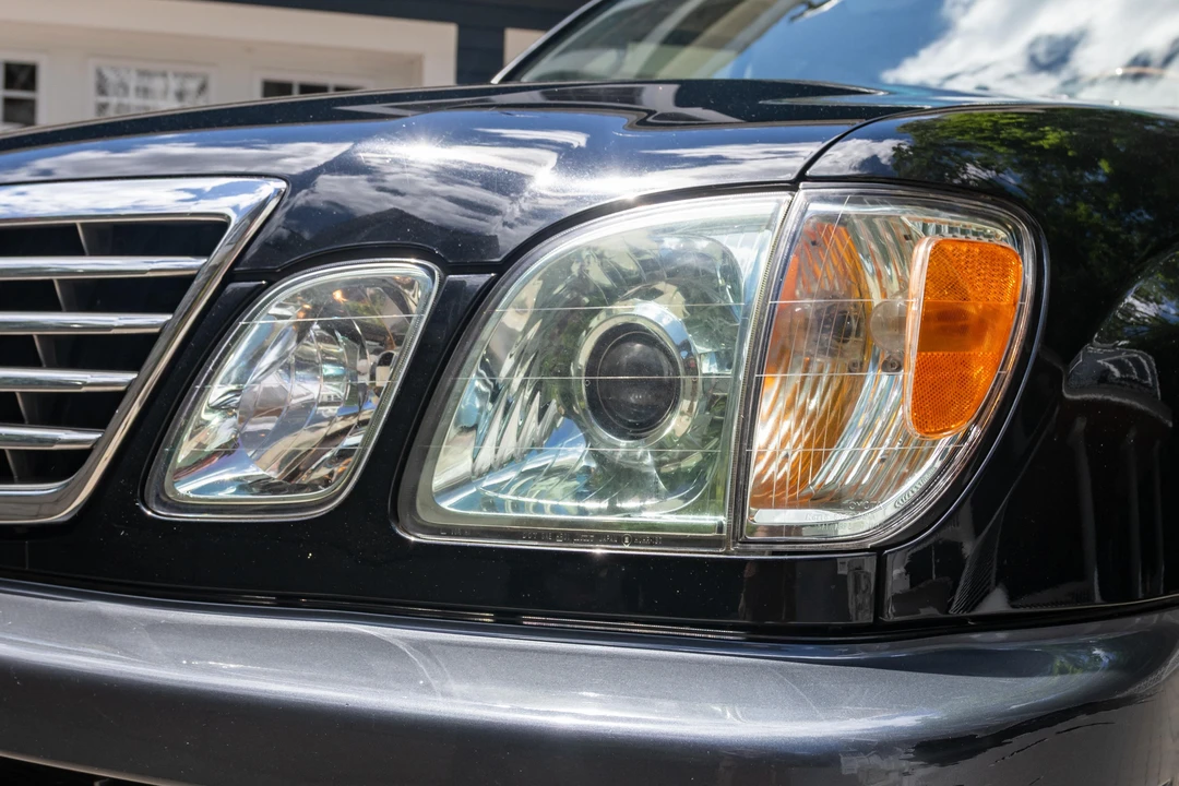 2006 Lexus LX 2nd Gen - Image 16 of 31