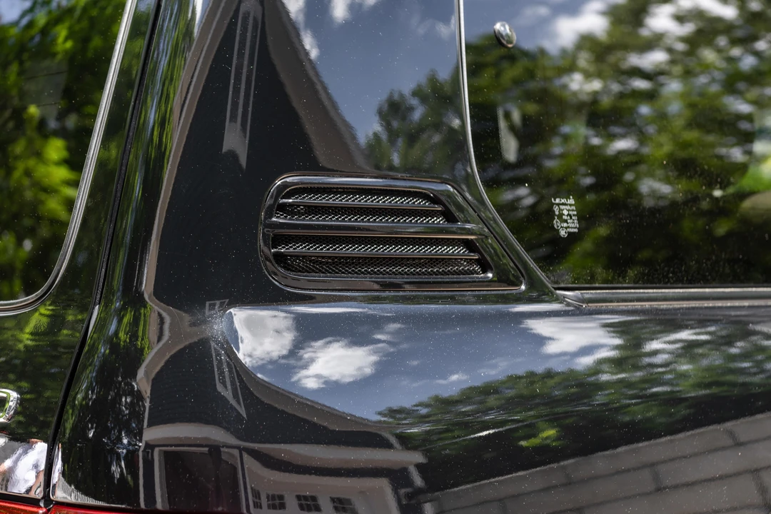 2006 Lexus LX 2nd Gen - Image 30 of 31