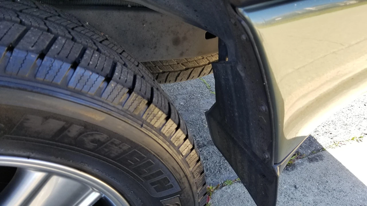 2006 Lexus LX 2nd Gen - Image 30 of 31