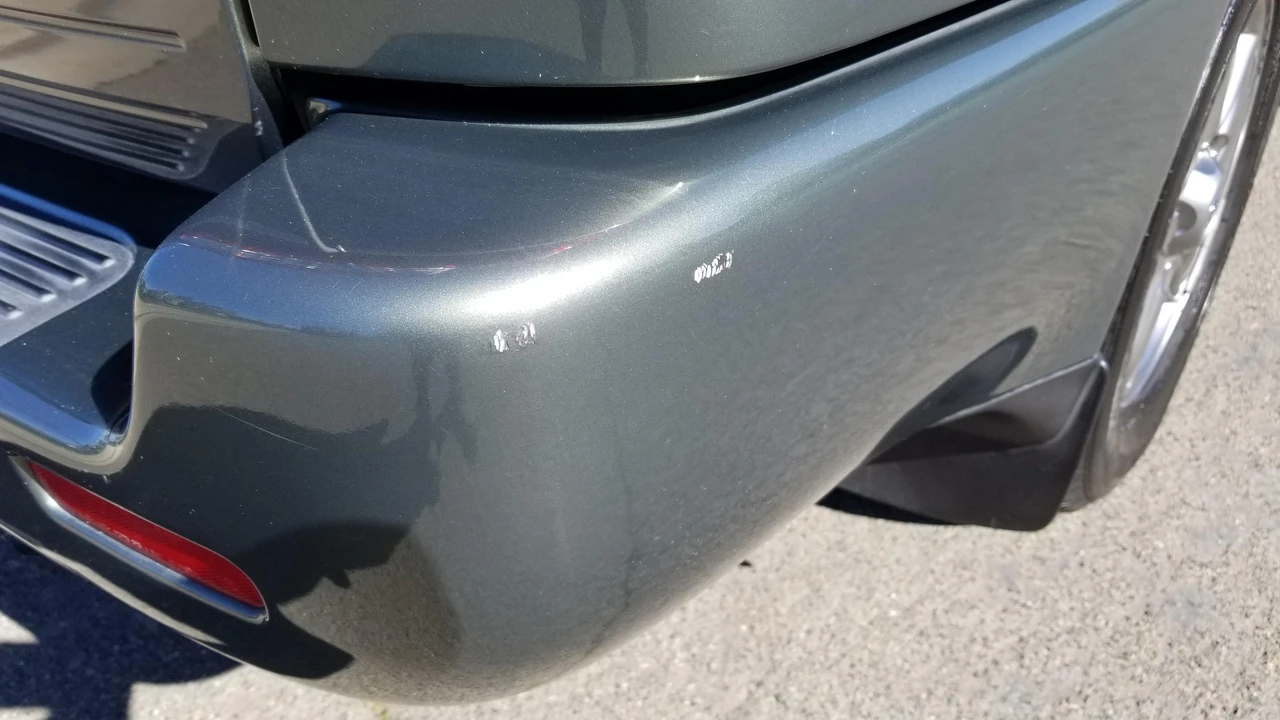 2006 Lexus LX 2nd Gen - Image 14 of 31