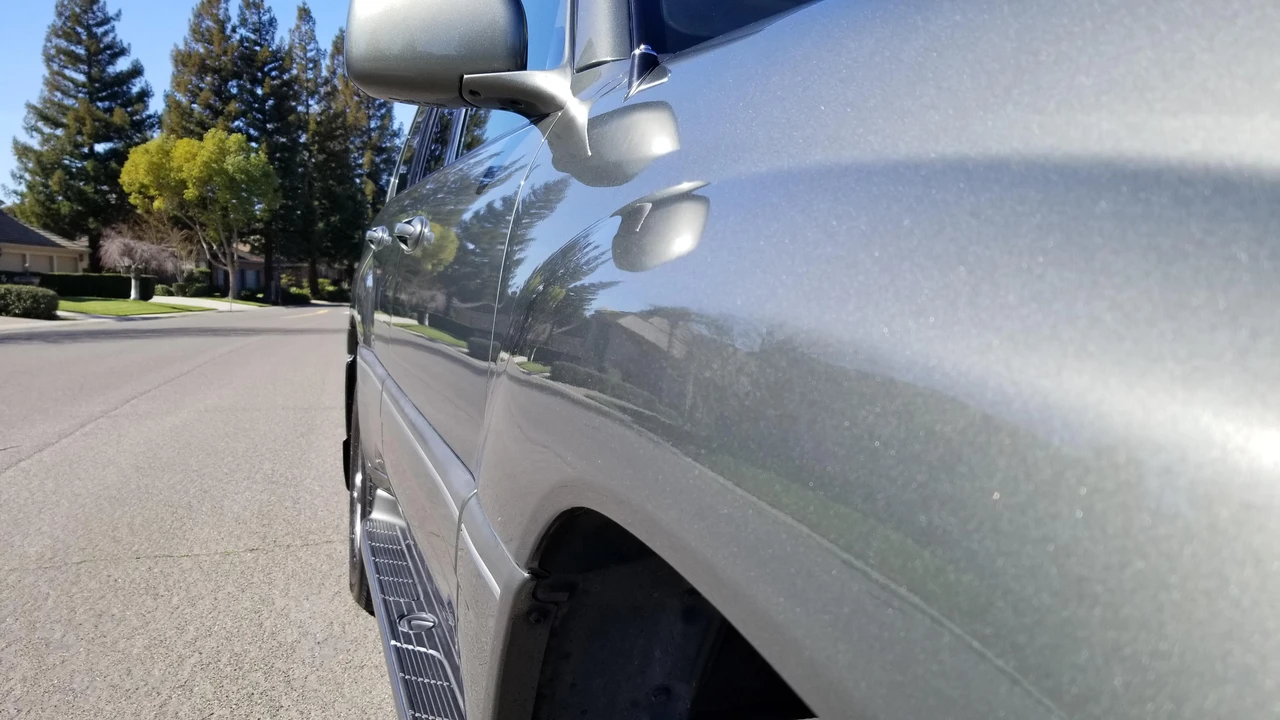 2006 Lexus LX 2nd Gen - Image 22 of 31