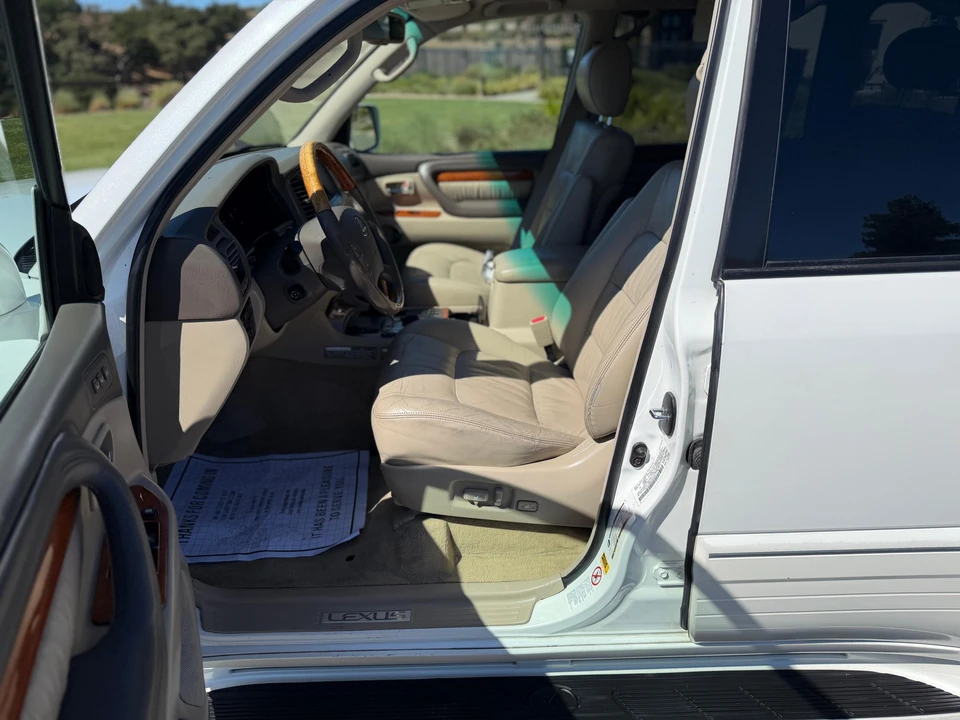 2006 Lexus LX 2nd Gen - Image 31 of 31