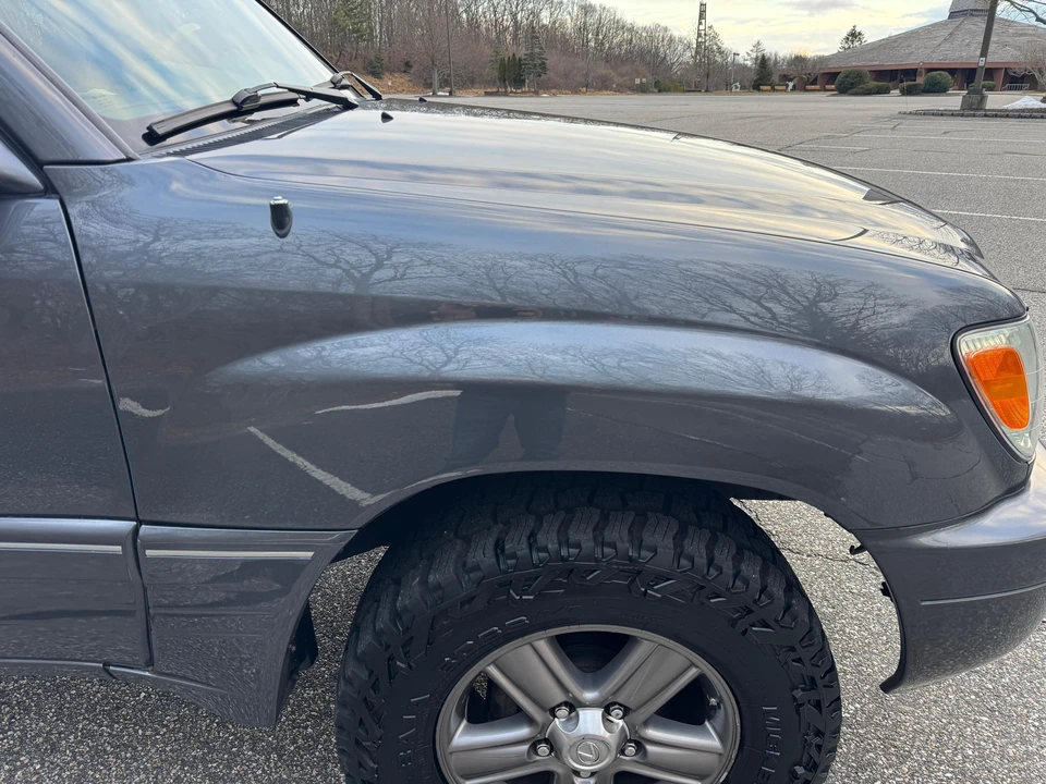 2006 Lexus LX 2nd Gen - Image 25 of 31
