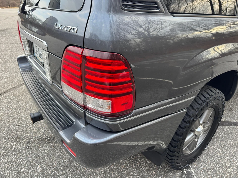 2006 Lexus LX 2nd Gen - Image 22 of 31
