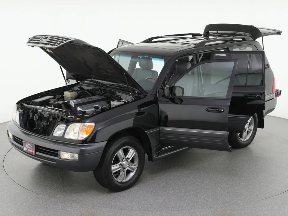 2006 Lexus LX 2nd Gen - Image 9 of 31
