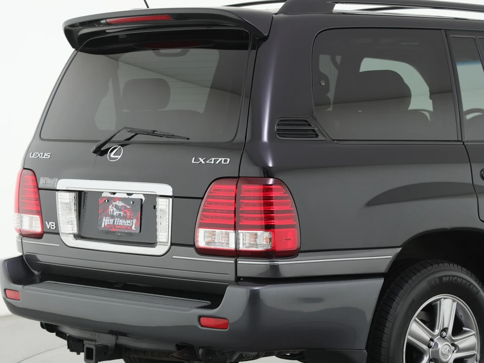 2006 Lexus LX 2nd Gen - Image 22 of 31