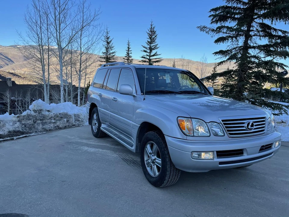 2006 Lexus LX 2nd Gen - Image 5 of 5