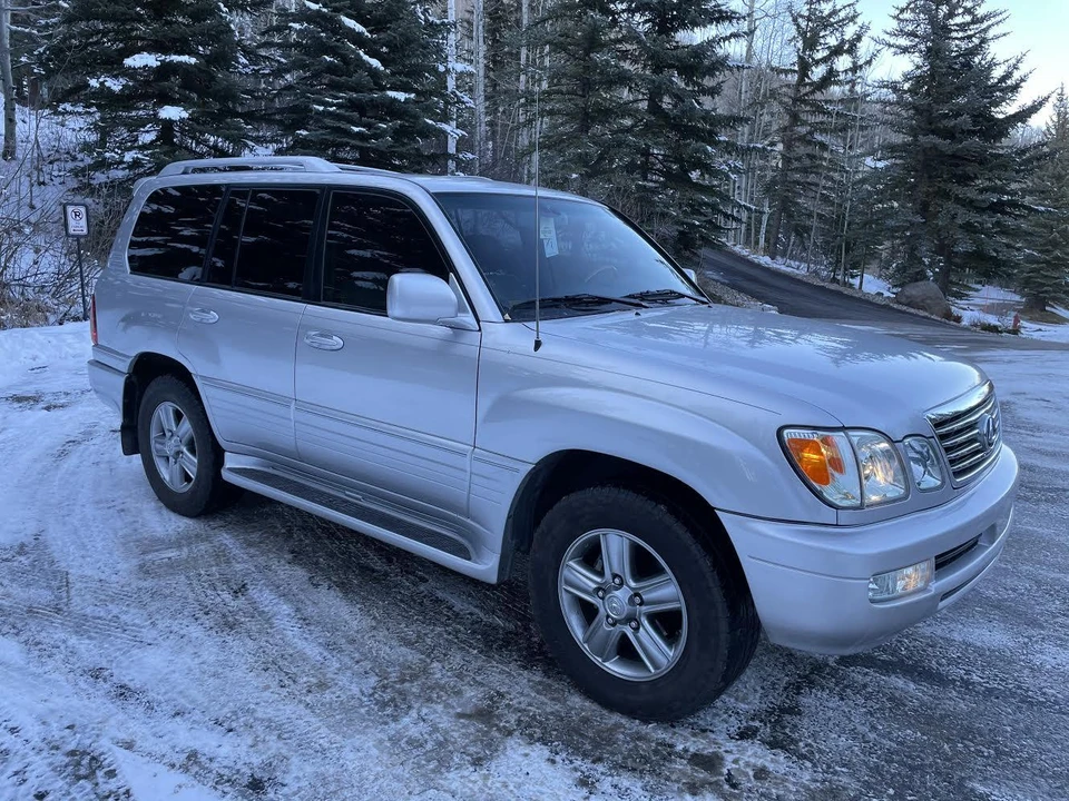2006 Lexus LX 2nd Gen - Image 4 of 5