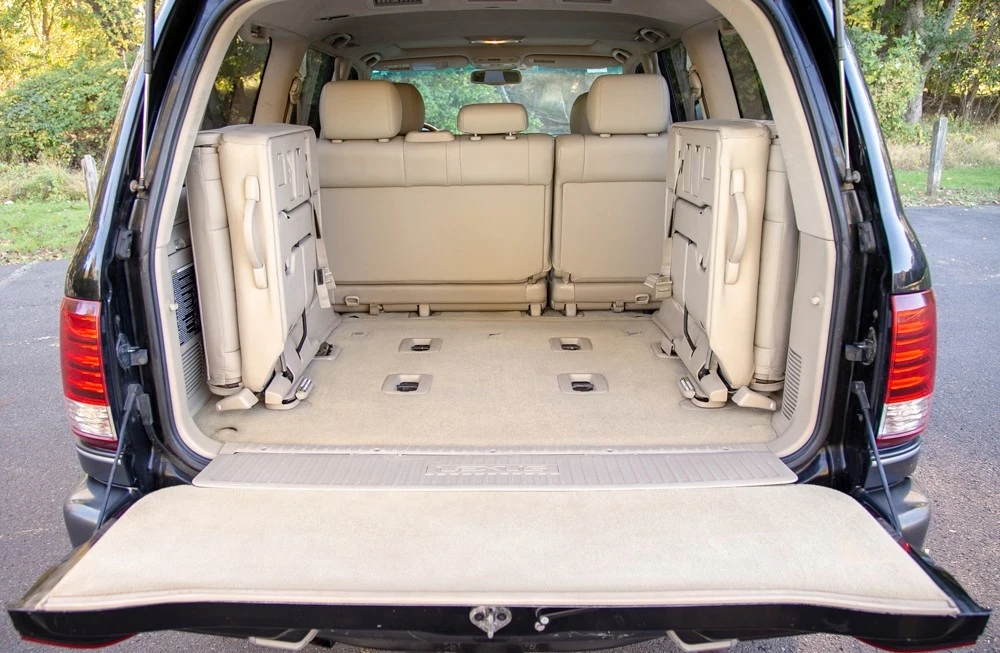 2006 Lexus LX 2nd Gen - Image 16 of 19