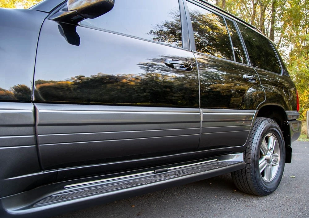 2006 Lexus LX 2nd Gen - Image 11 of 19