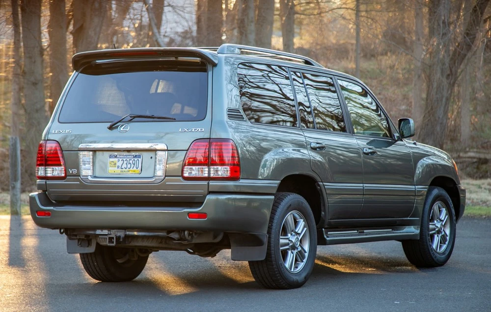 2006 Lexus LX 2nd Gen - Image 4 of 19