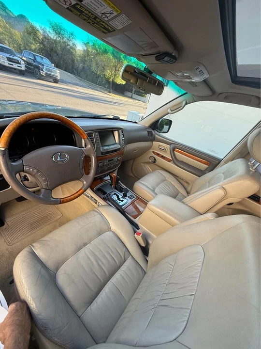 2006 Lexus LX 2nd Gen - Image 7 of 14