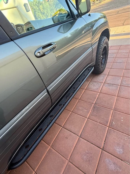 2006 Lexus LX 2nd Gen - Image 14 of 14