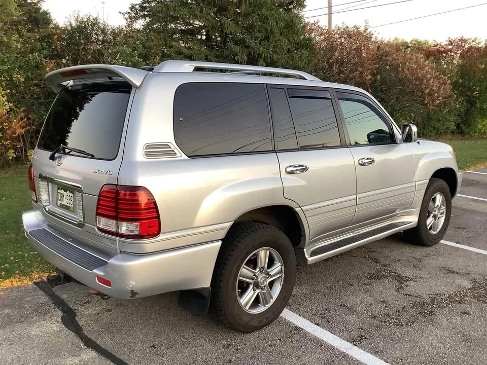 2006 Lexus LX 2nd Gen - Image 6 of 19