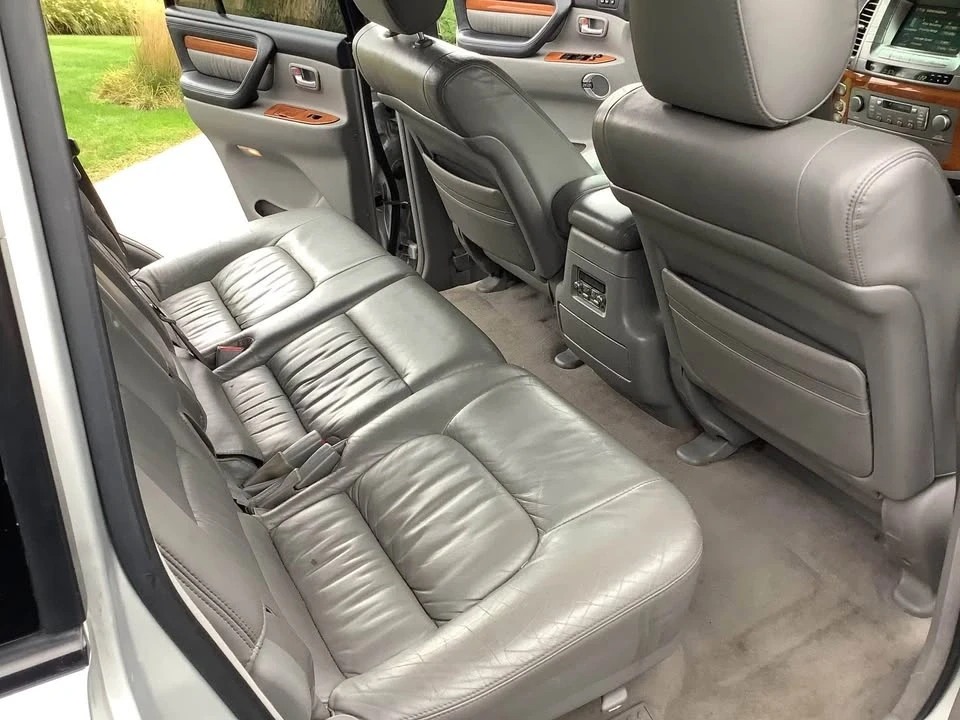 2006 Lexus LX 2nd Gen - Image 13 of 19