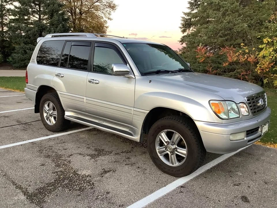 2006 Lexus LX 2nd Gen - Image 7 of 19