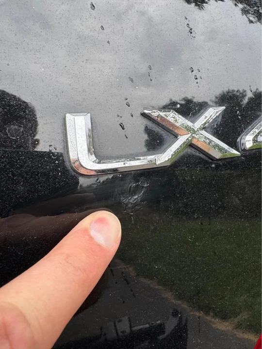 2006 Lexus LX 2nd Gen - Image 15 of 19
