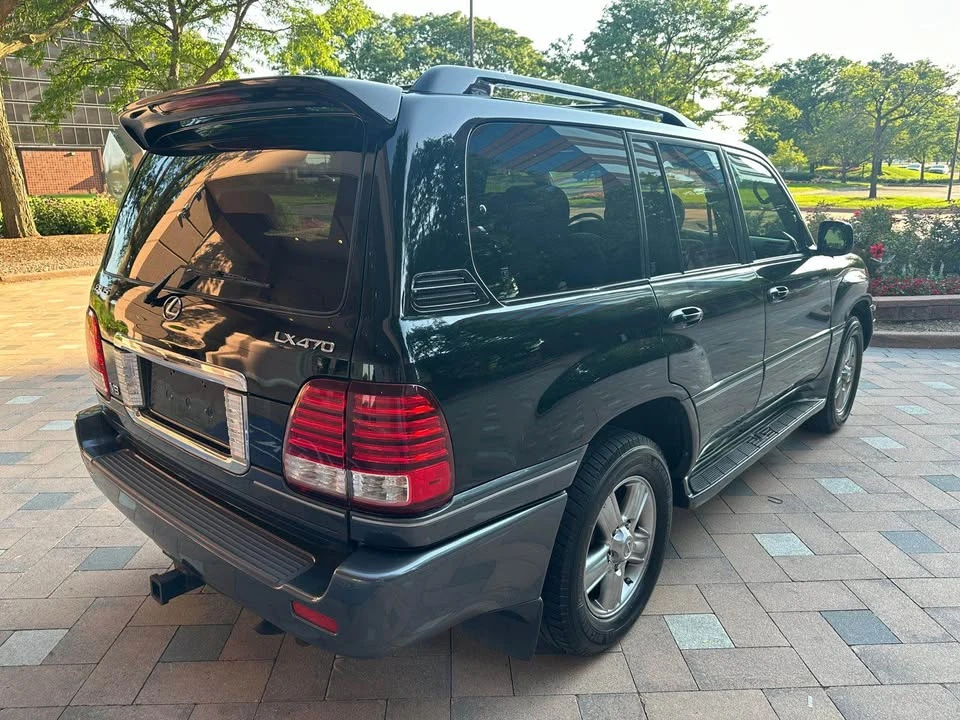2006 Lexus LX 2nd Gen - Image 6 of 18