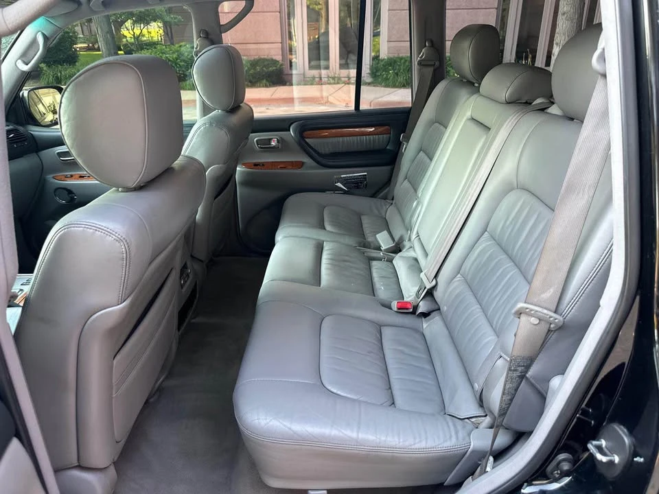 2006 Lexus LX 2nd Gen - Image 13 of 20