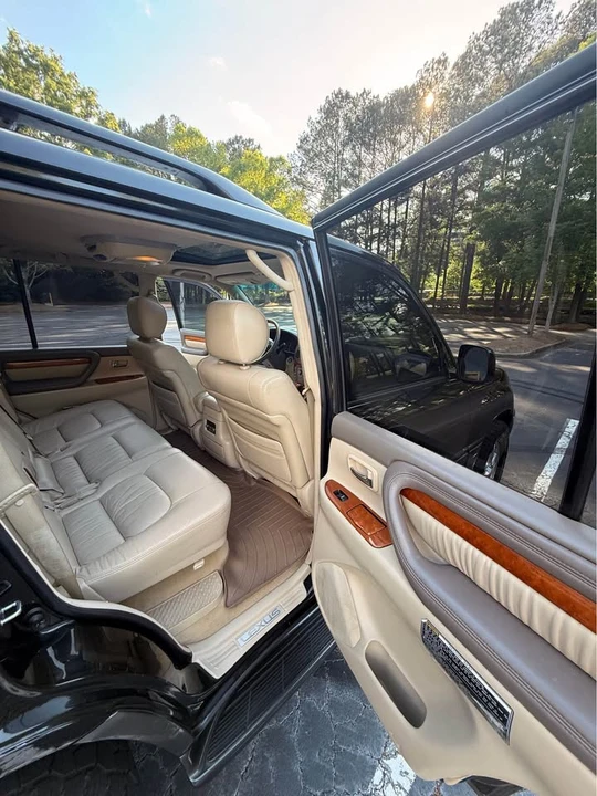 2006 Lexus LX 2nd Gen - Image 12 of 20