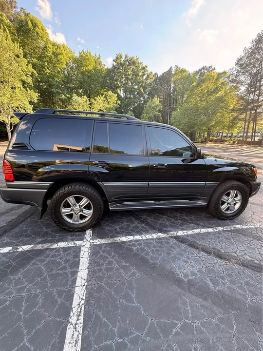 2006 Lexus LX 2nd Gen - Image 4 of 20
