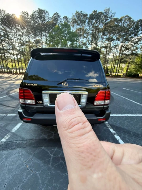 2006 Lexus LX 2nd Gen - Image 16 of 20