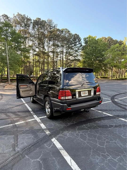 2006 Lexus LX 2nd Gen - Image 15 of 20