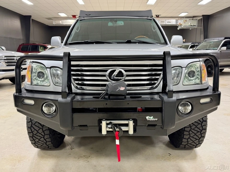 2006 Lexus LX 2nd Gen - Image 4 of 12