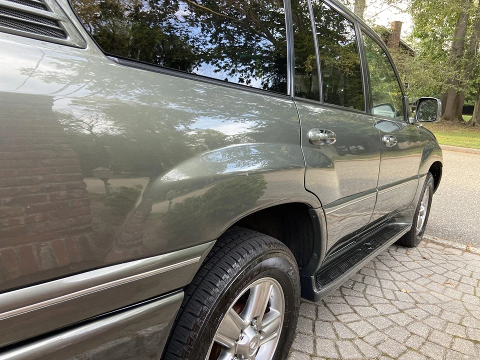 2006 Lexus LX 2nd Gen - Image 31 of 31