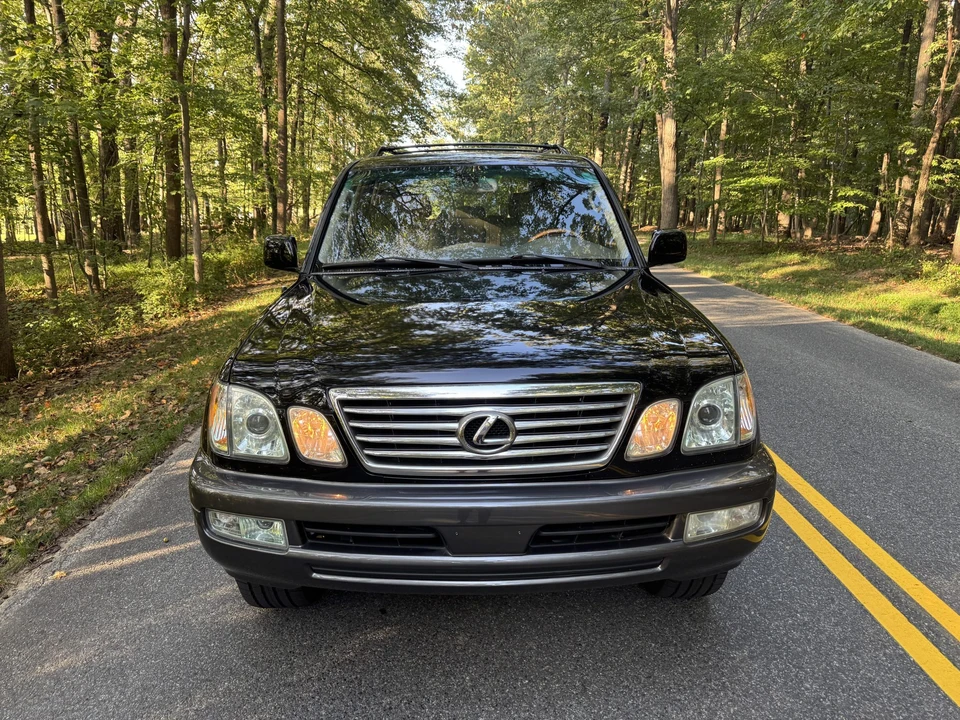 2006 Lexus LX 2nd Gen - Image 8 of 31