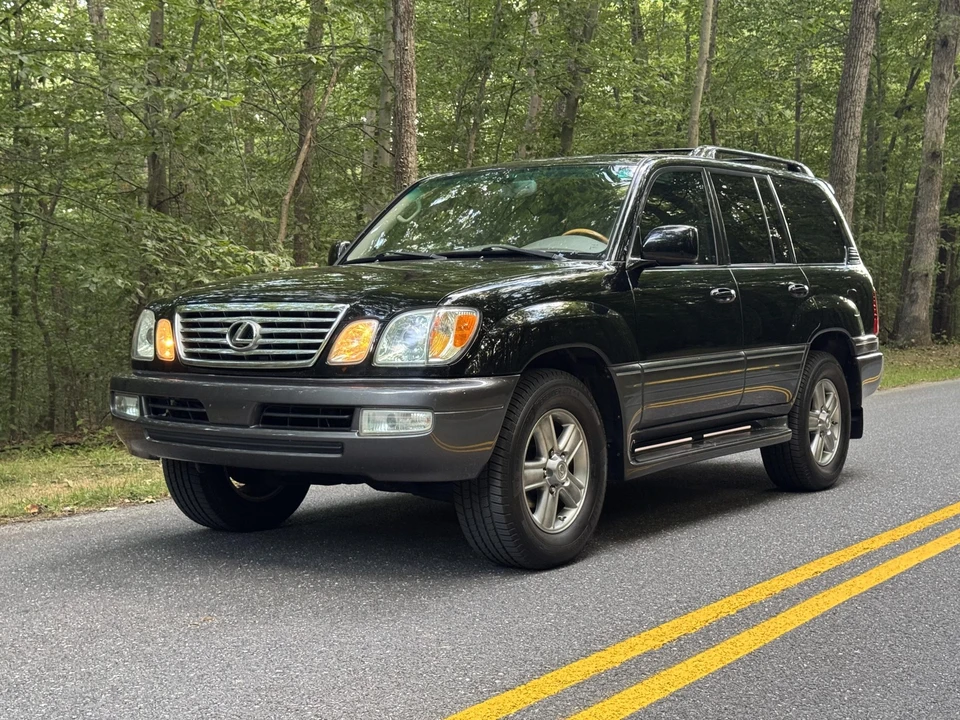 2006 Lexus LX 2nd Gen - Image 13 of 31