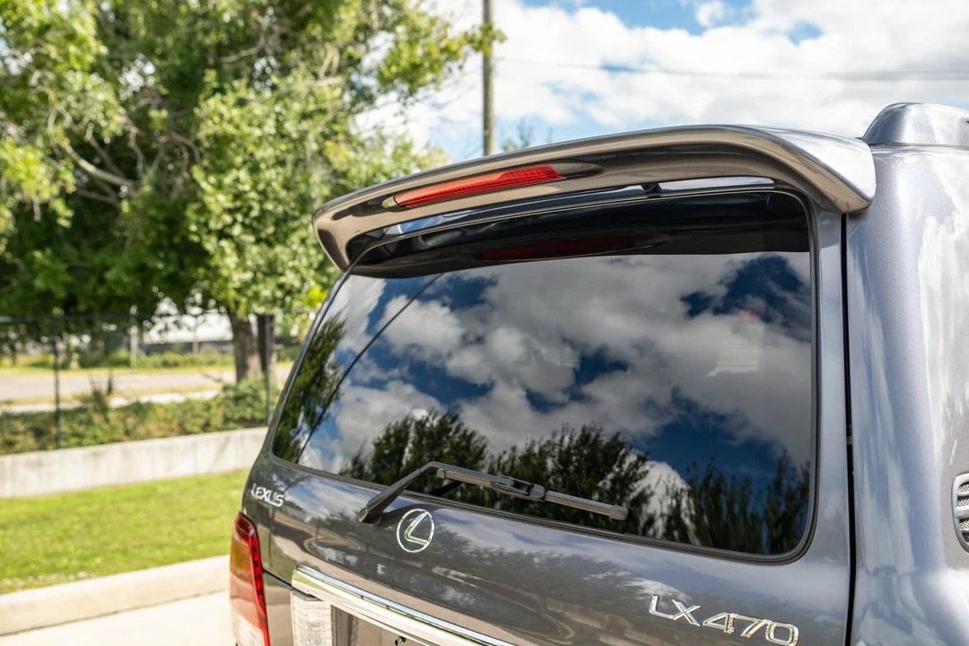 2006 Lexus LX 2nd Gen - Image 31 of 31