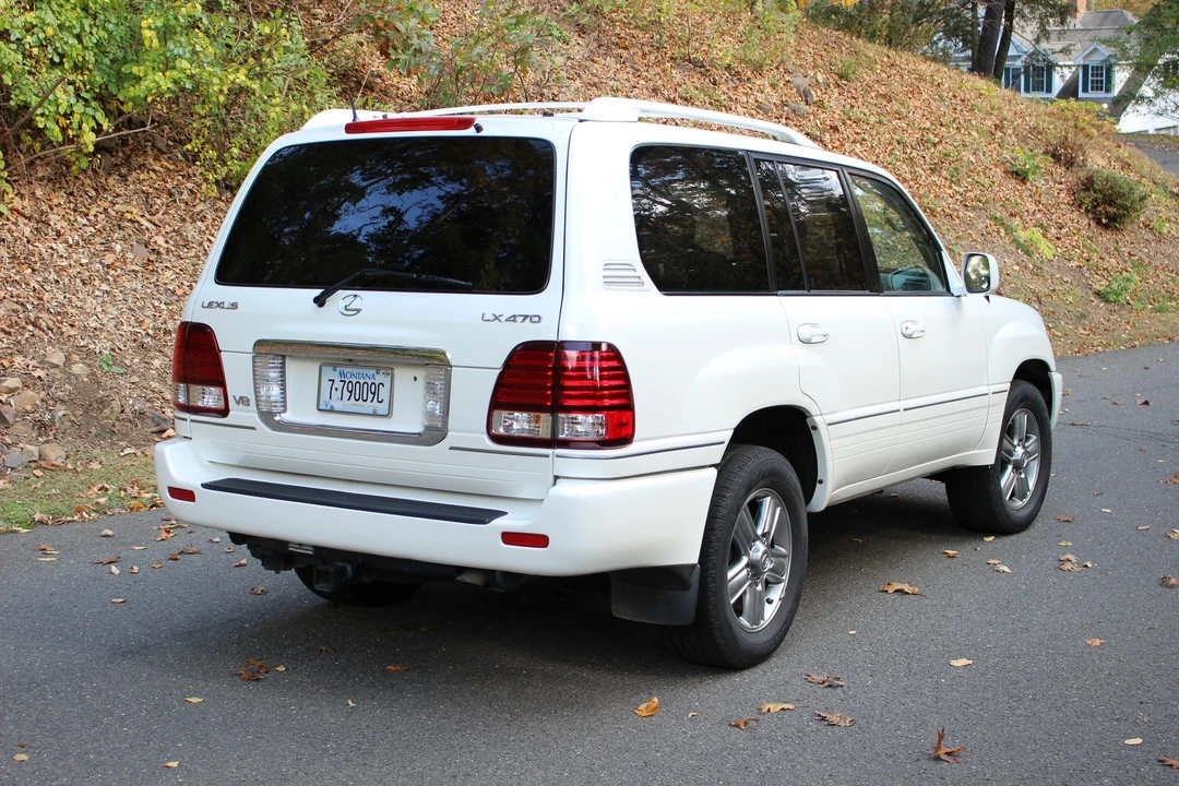 2006 Lexus LX 2nd Gen - Image 24 of 31