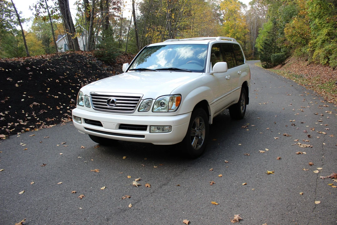 2006 Lexus LX 2nd Gen - Image 7 of 31